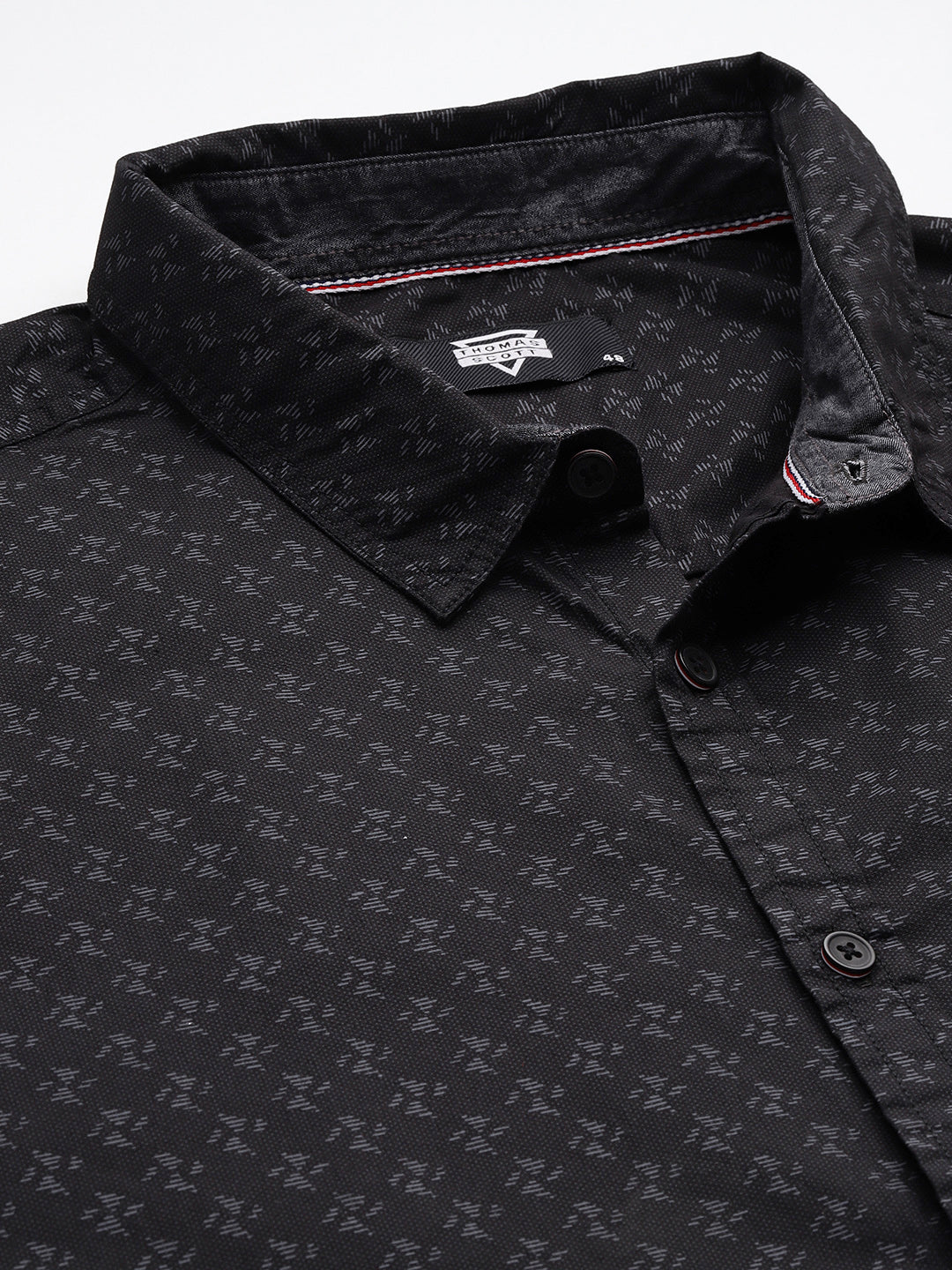 Thomas Scott Men Black Plus Size Regular Fit Short Sleeves Geometric Printed Woven Casual Shirt