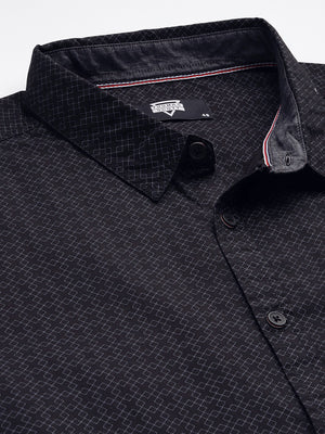 Black Plus Size Regular Fit Short Sleeves Geometric Printed Woven Casual Shirt For Men