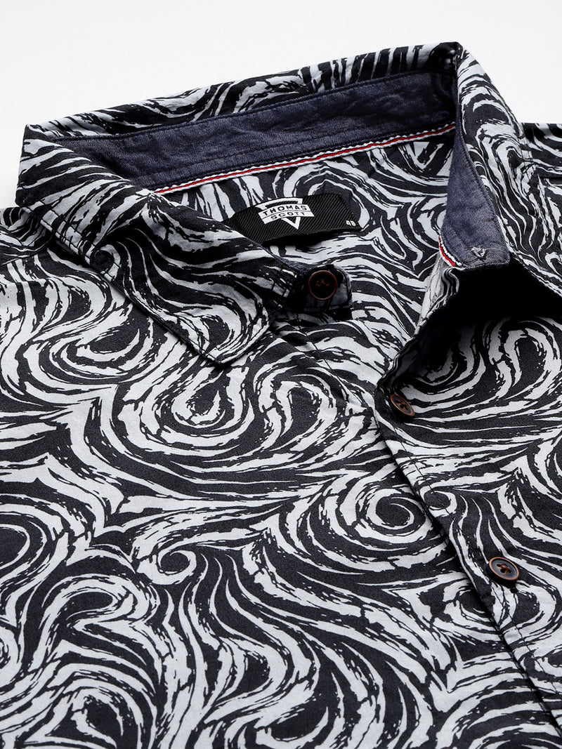 Thomas Scott Men Navy Plus Size Regular Fit Short Sleeves Abstract Print Woven Casual Shirt