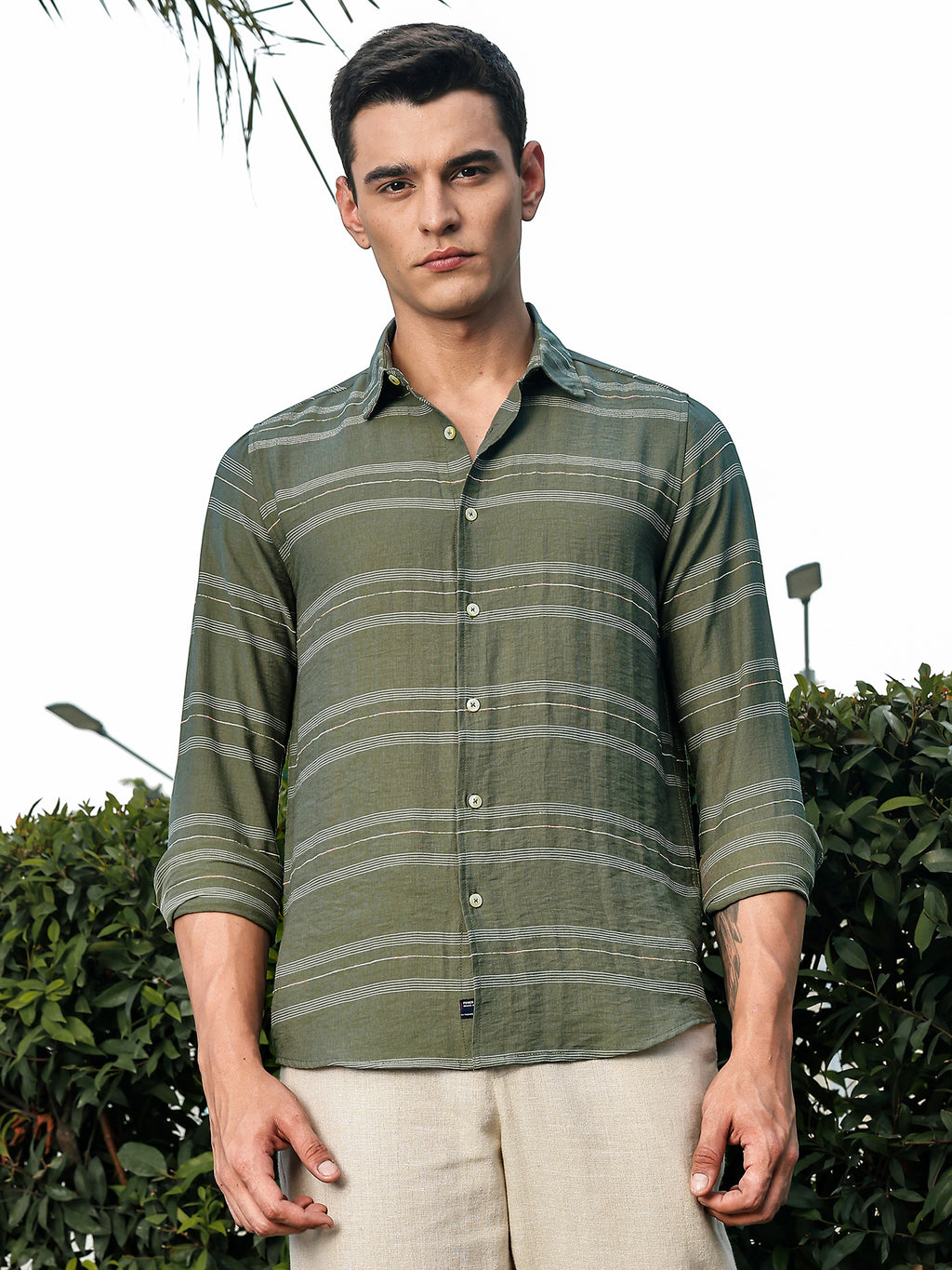 Thomas Scott Men Olive Slim Fit Long Sleeves Horizontal Stripes Casual Shirt