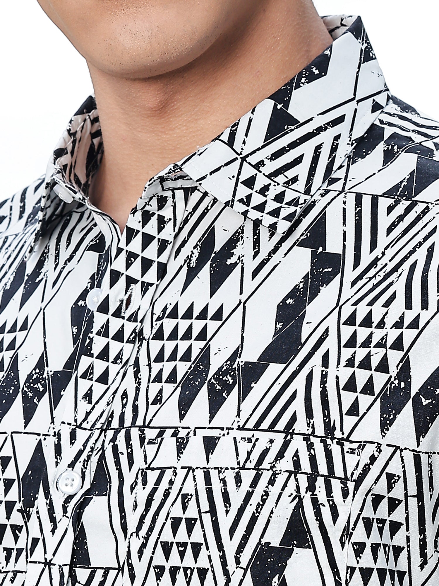 Thomas Scott Men Black Regular Fit Long Sleeves Geometric Print Pure Cotton Casual Shirt