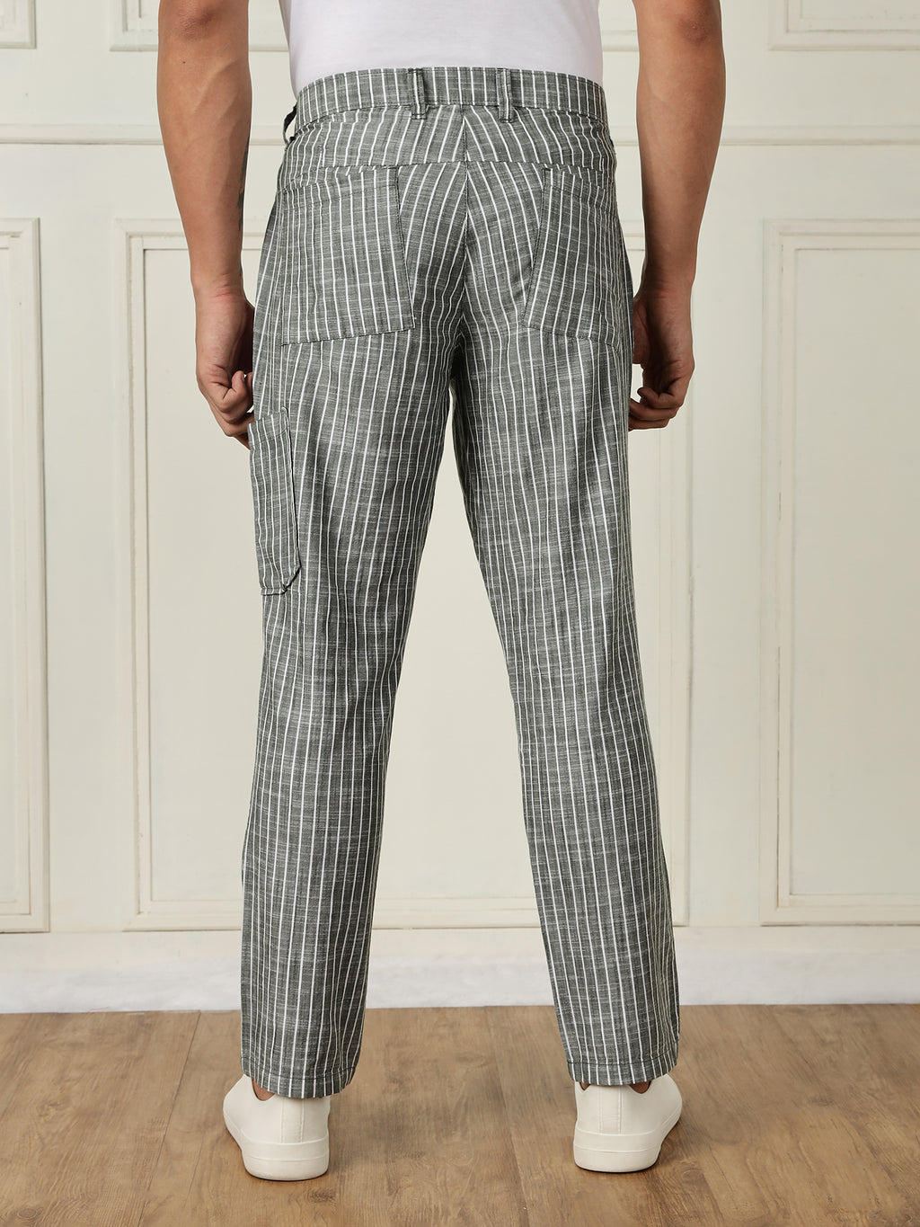 Thomas Scott Men Green Mid-Rise Straight Fit Striped Linen Trouser