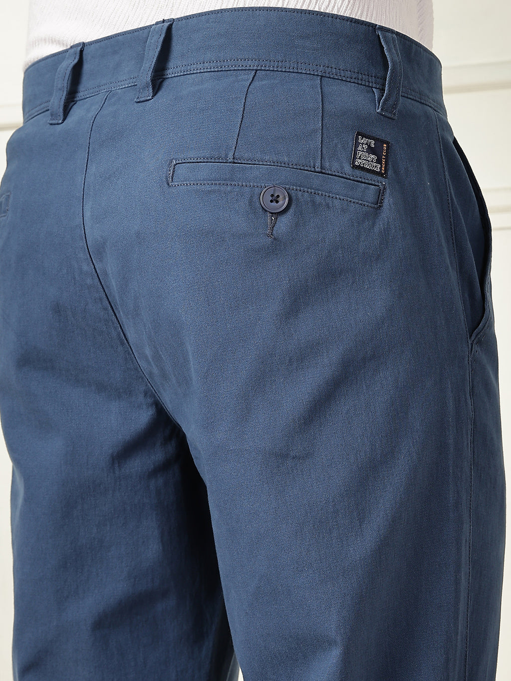 Thomas Scott Men InkBlue Mid-Rise Straight Fit Solid Woven Chinos Trouser