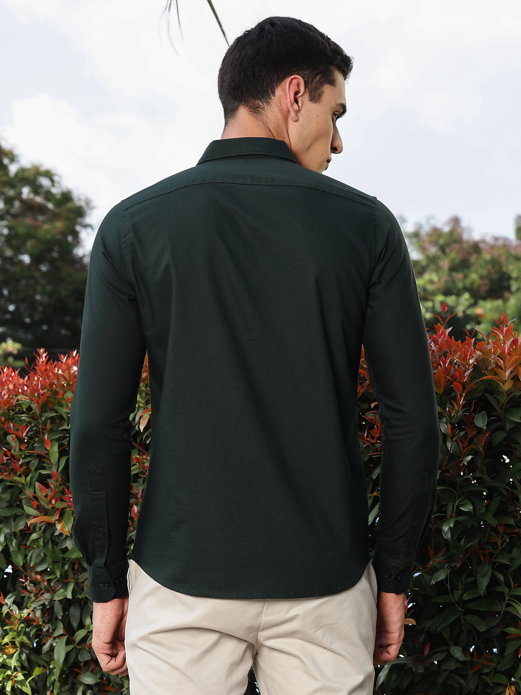 Thomas Scott Men Bottle Green Regular Fit Long Sleeves Spread Collar Oxford Embroidered Shirt