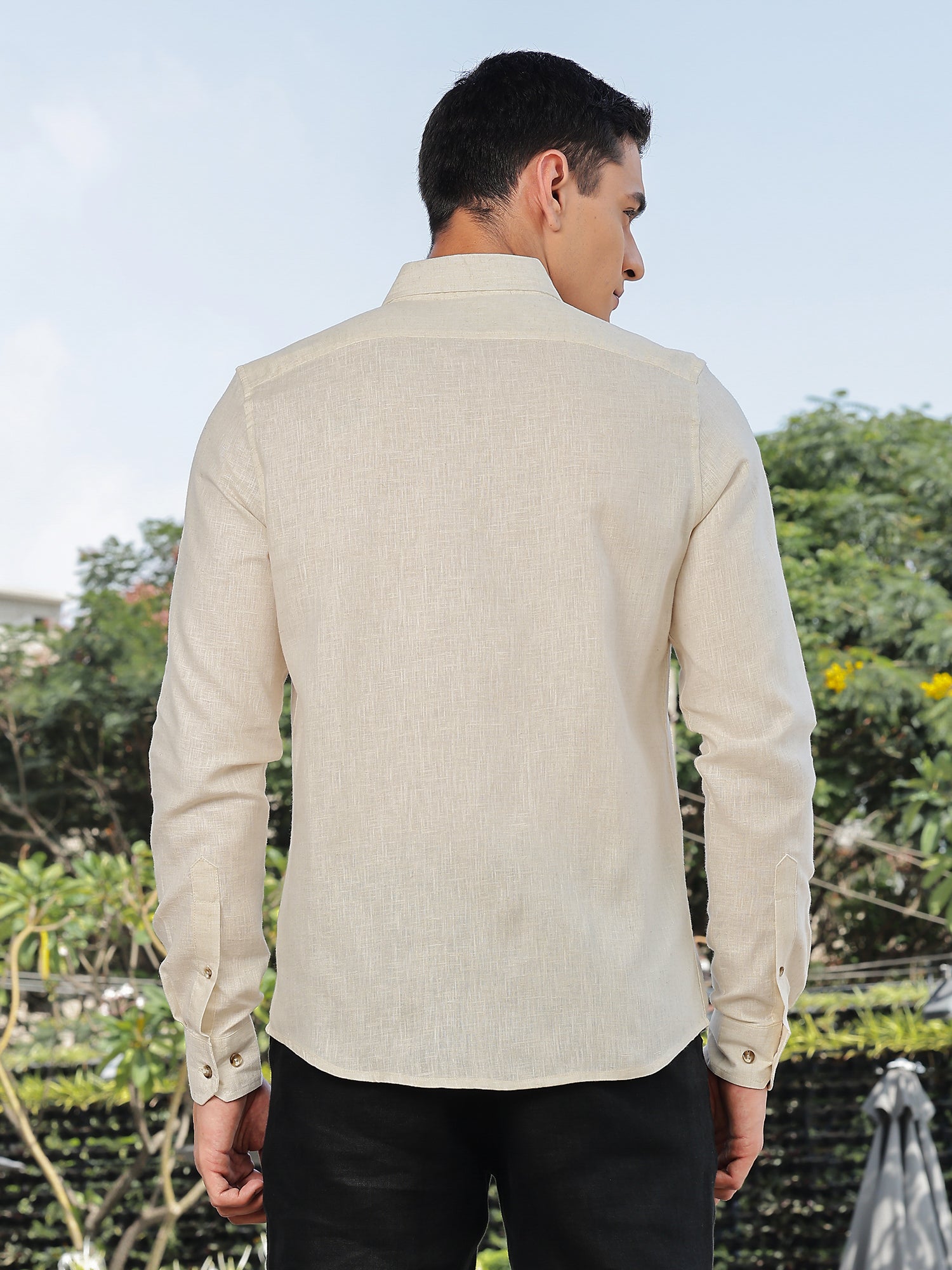 Thomas Scott Men Natural Slim Fit Long Sleeves Button-Down Collar Lyocel Linen Casual Shirt