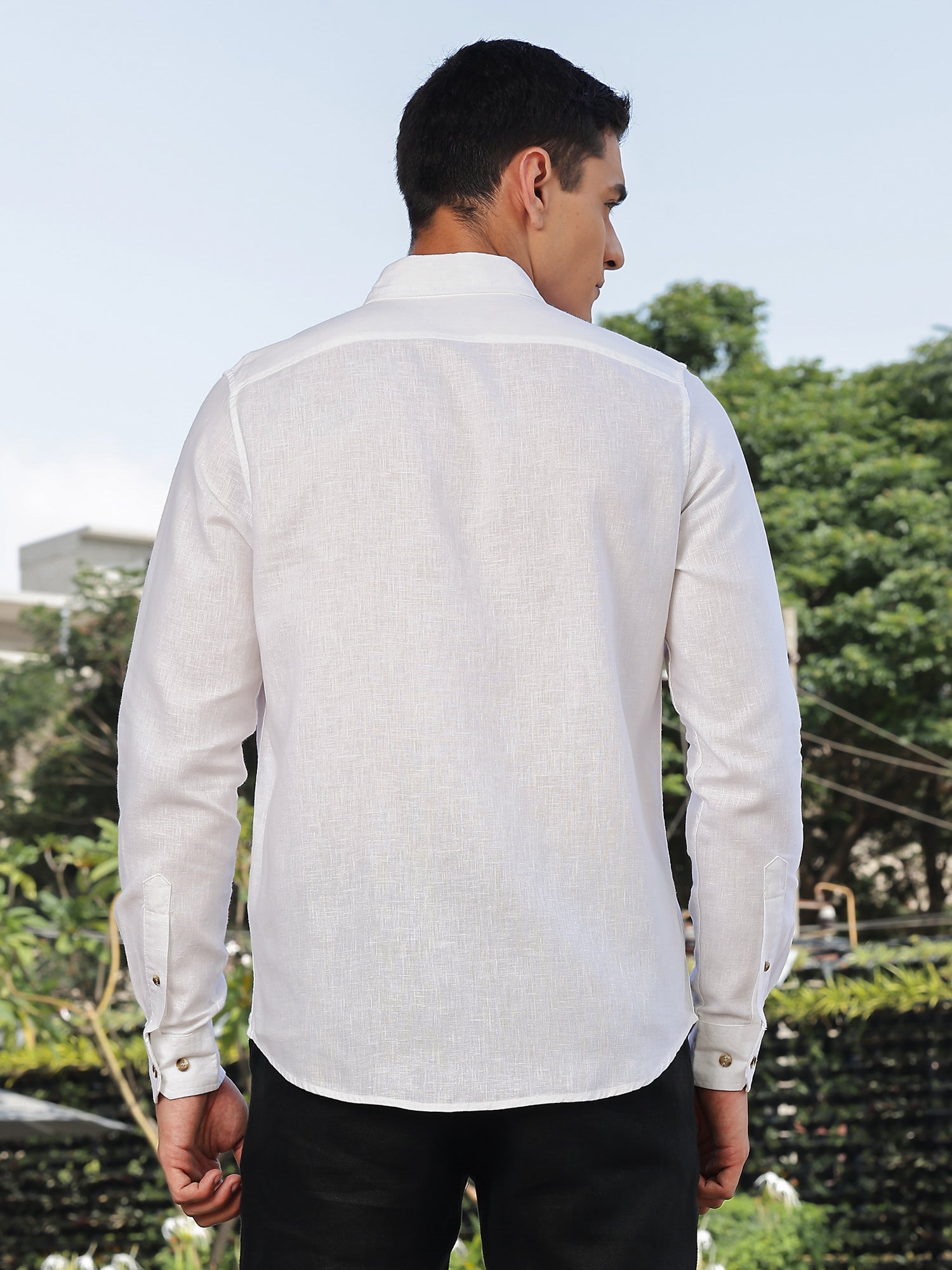 Thomas Scott Men White Slim Fit Long Sleeves Button-Down Collar Lyocel Linen Casual Shirt