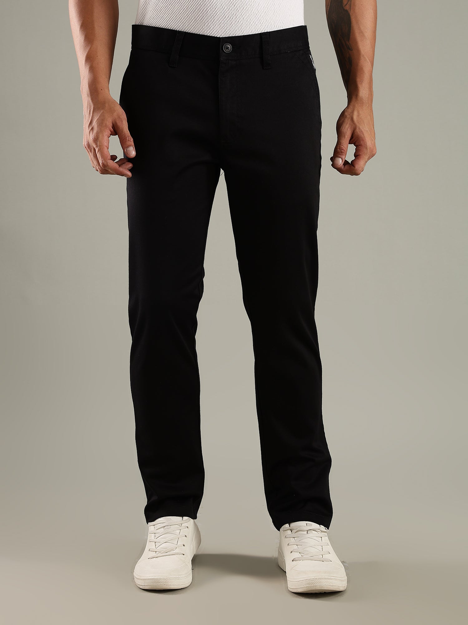 Thomas Scott Men Black Straight Fit Mid-Rise Solid Chinos Trouser