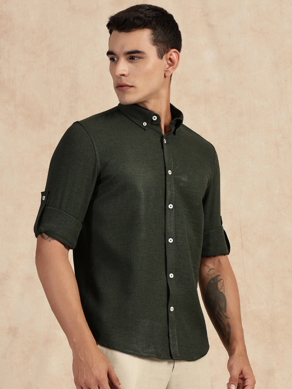 Thomas Scott Men Bottle Green Slim Fit Long Sleeves Button-Down Collar Polyester Casual Shirt