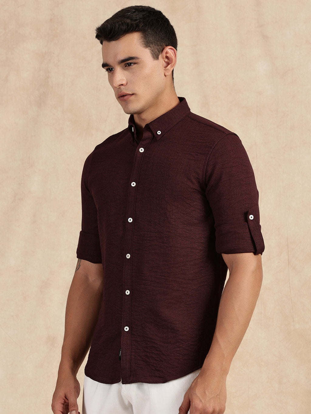Thomas Scott Men Wine Slim Fit Long Sleeves Button-Down Collar Polyester Casual Shirt