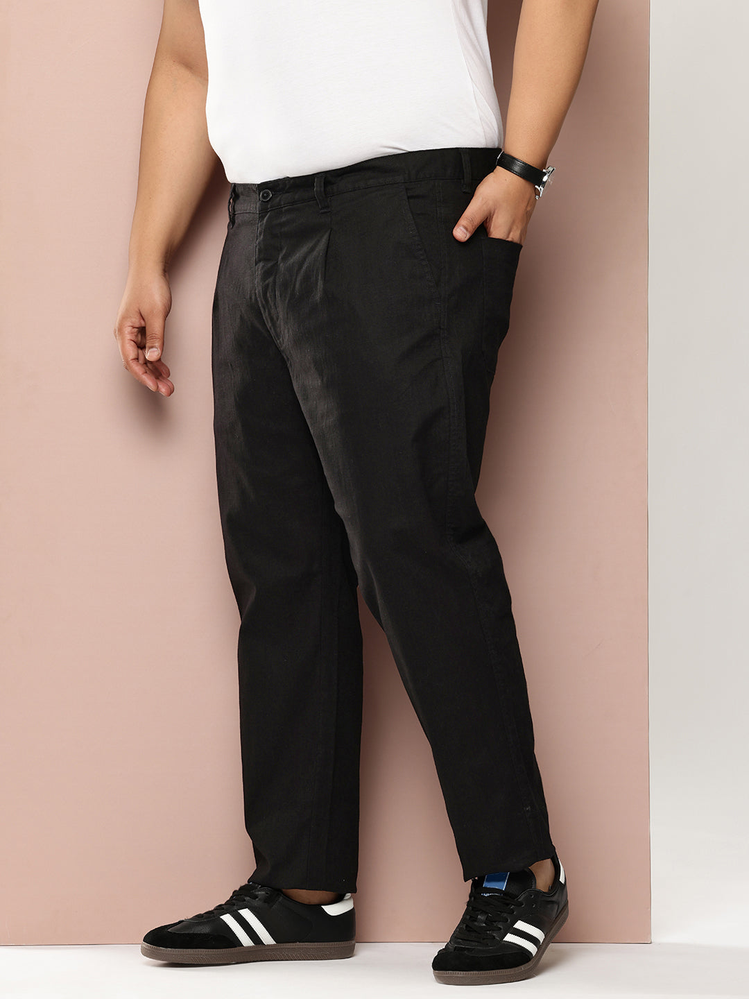 Thomas Scott Men Black Plus Size Mid-Rise Straight Fit Woven Chinos Trouser