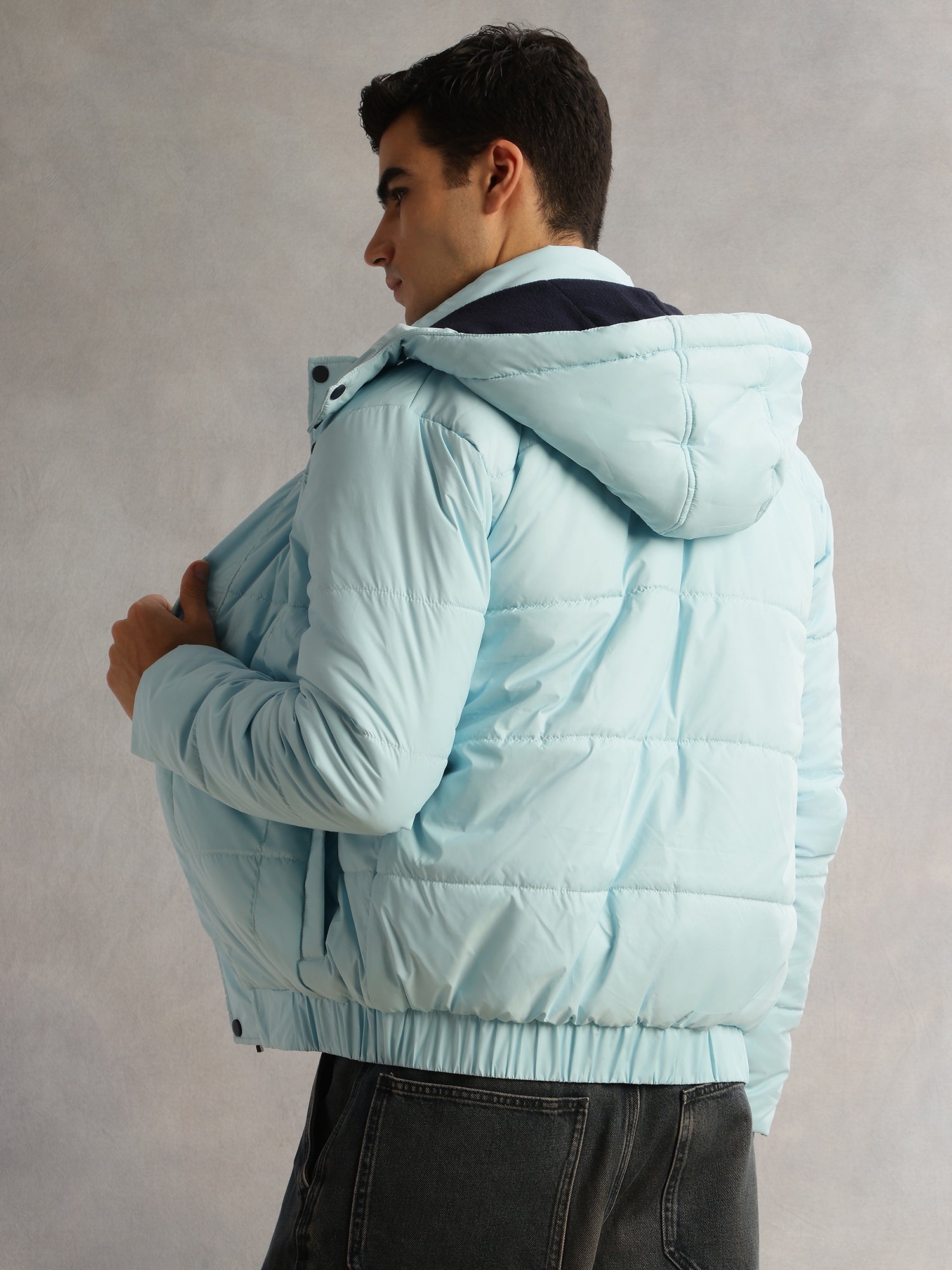 Thomas Scott Men SkyBlue Regular Fit Long Sleeves 2 Pockets Polyester Knitted Hooded Puffer Jacket