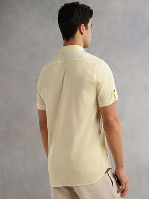 Yellow Regular Fit Short Sleeves Spread Collar 100% Cotton Casual Shirt For Men