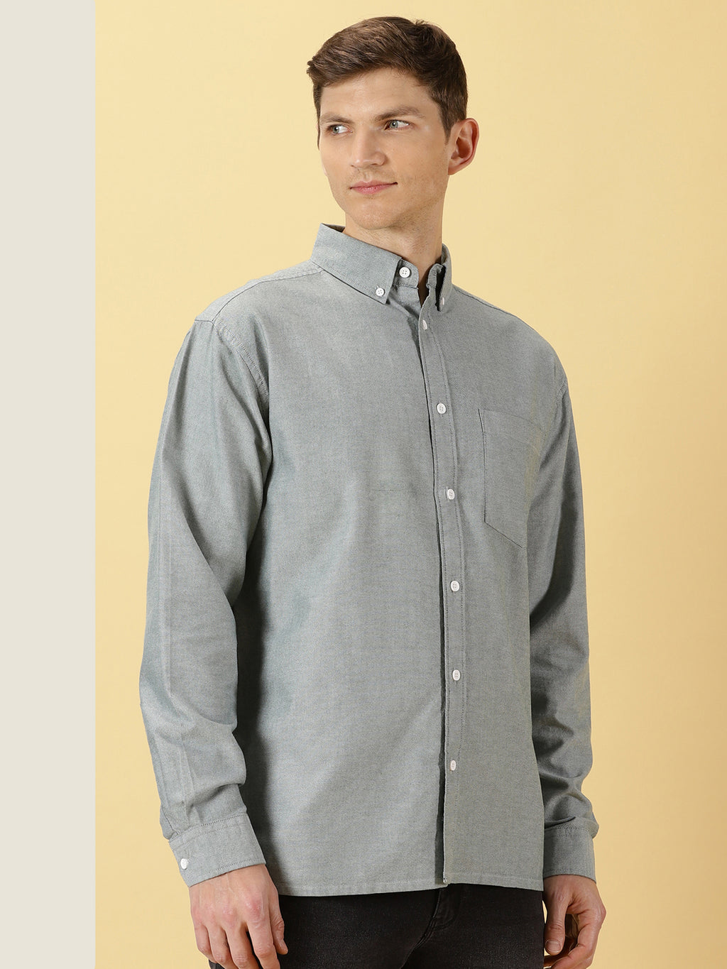 Thomas Scott Men Olive Boxy Fit Long Sleeves Spread Collar Solid 100% Cotton Oxford Casual Shirt