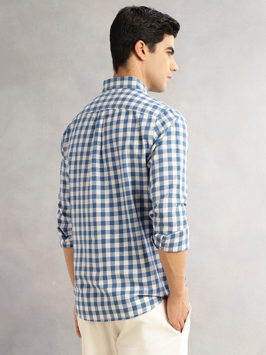 Thomas Scott Men Blue Cricket Club Slim Fit Long Sleeves Button-Down Collar Gingham Checks Cotton Linen Casual Shirt
