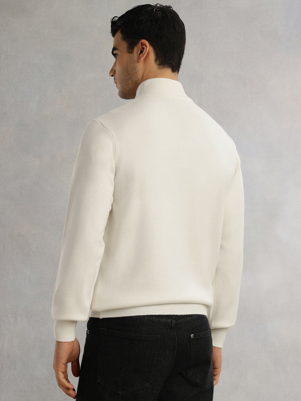 White Regular Fit Long Sleeves High Neck Solid Knitted Pullover Sweatshirt