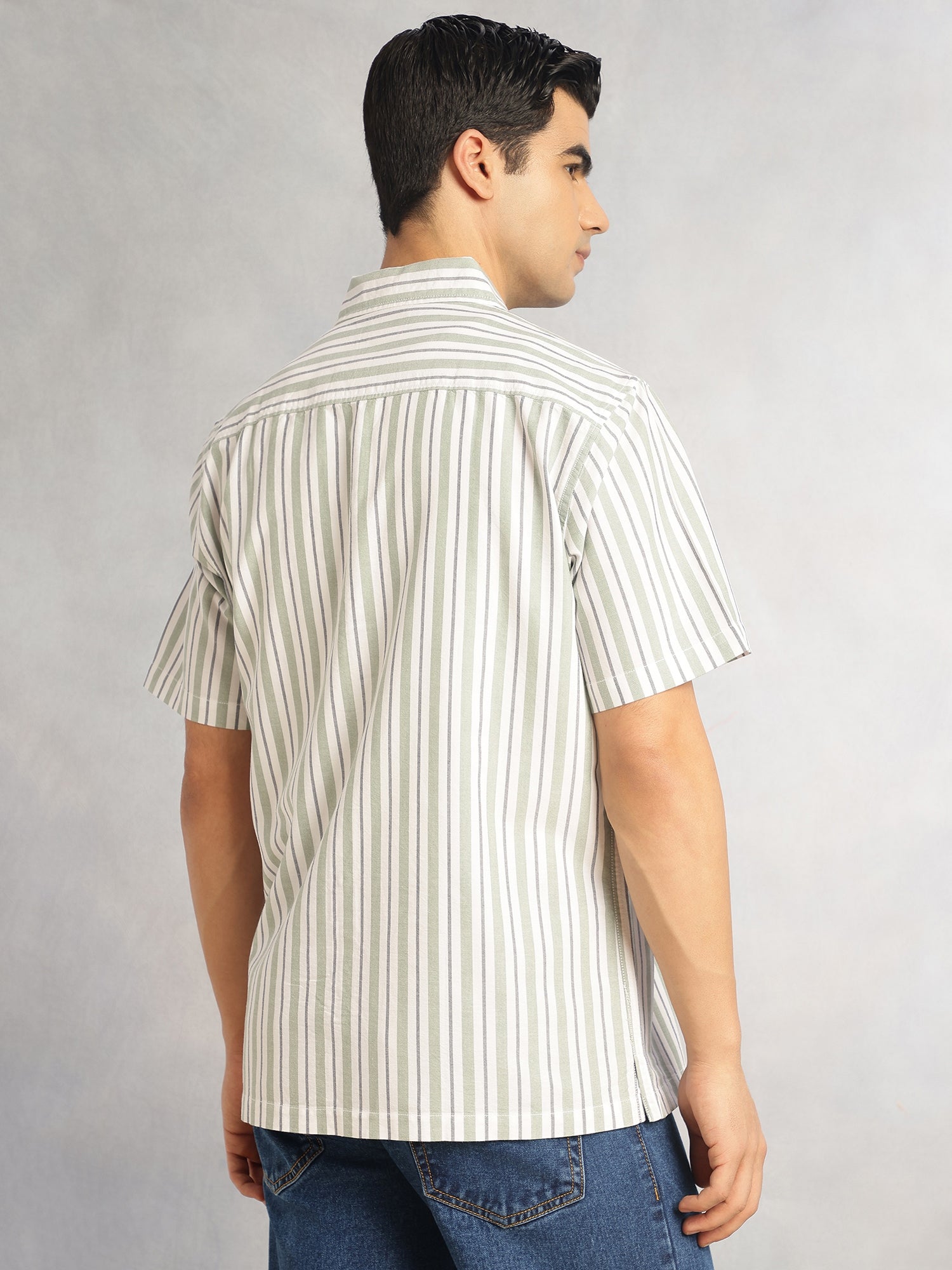 Thomas Scott Men Green Cricket Club Collection Oversized Short Sleeves Cuban Collar Vertical Striped 100% Cotton Oxford Casual Shirt