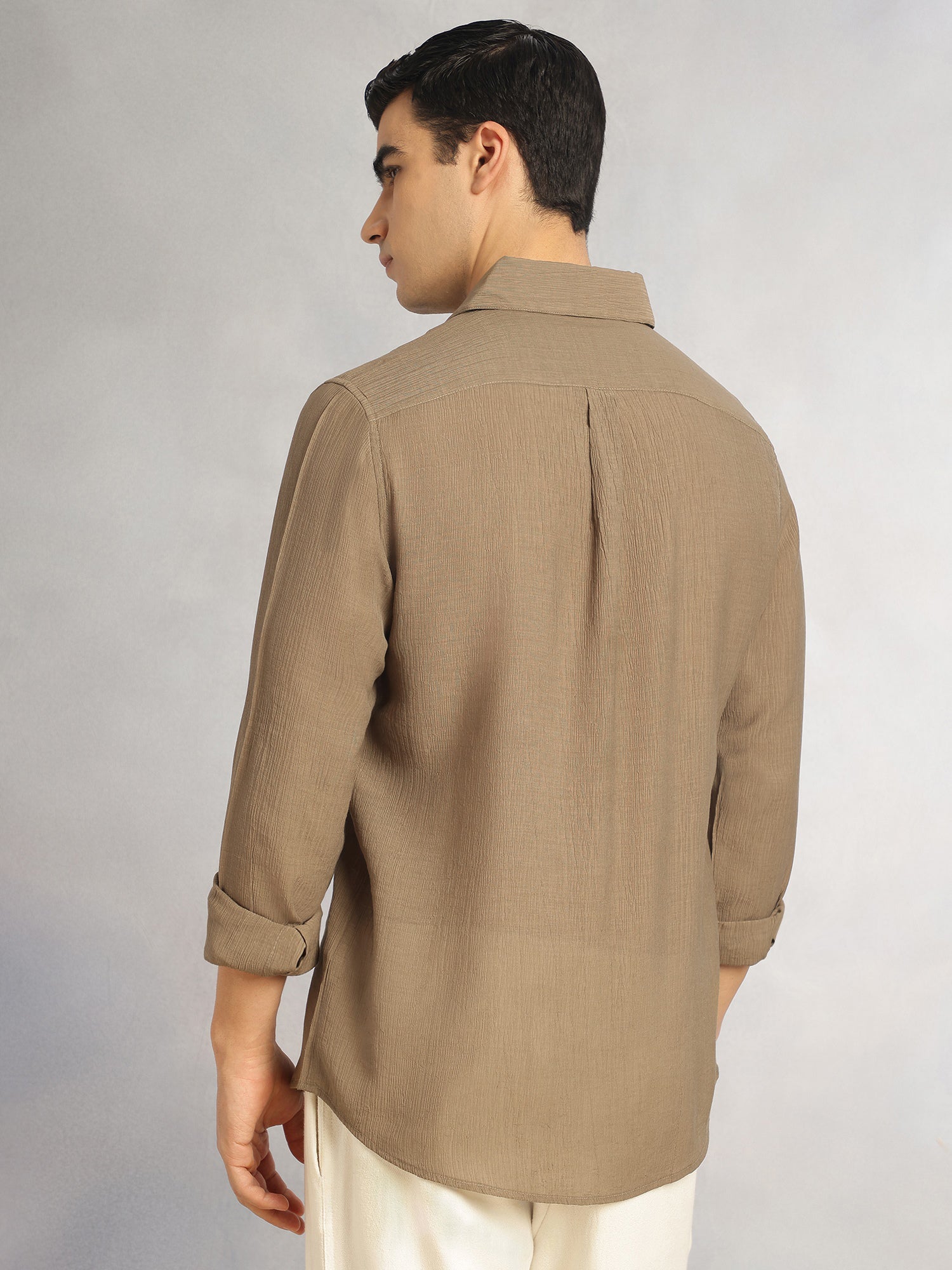 Thomas Scott Men Brown Regular Fit Long Sleeves Spread Colllar Textured Polyester Casual Shirt