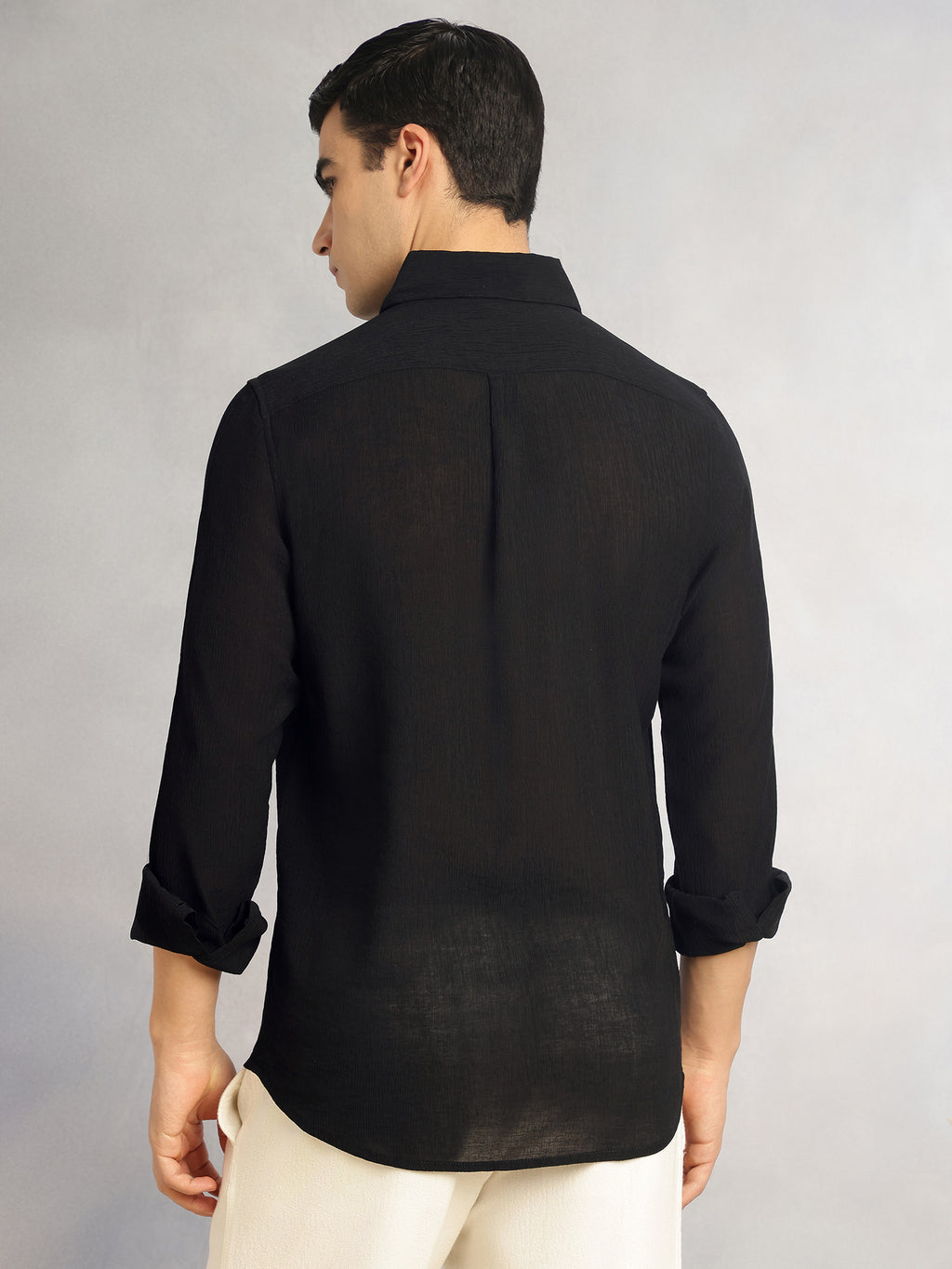 Thomas Scott Men Black Regular Fit Long Sleeves Spread Colllar Textured Polyester Casual Shirt