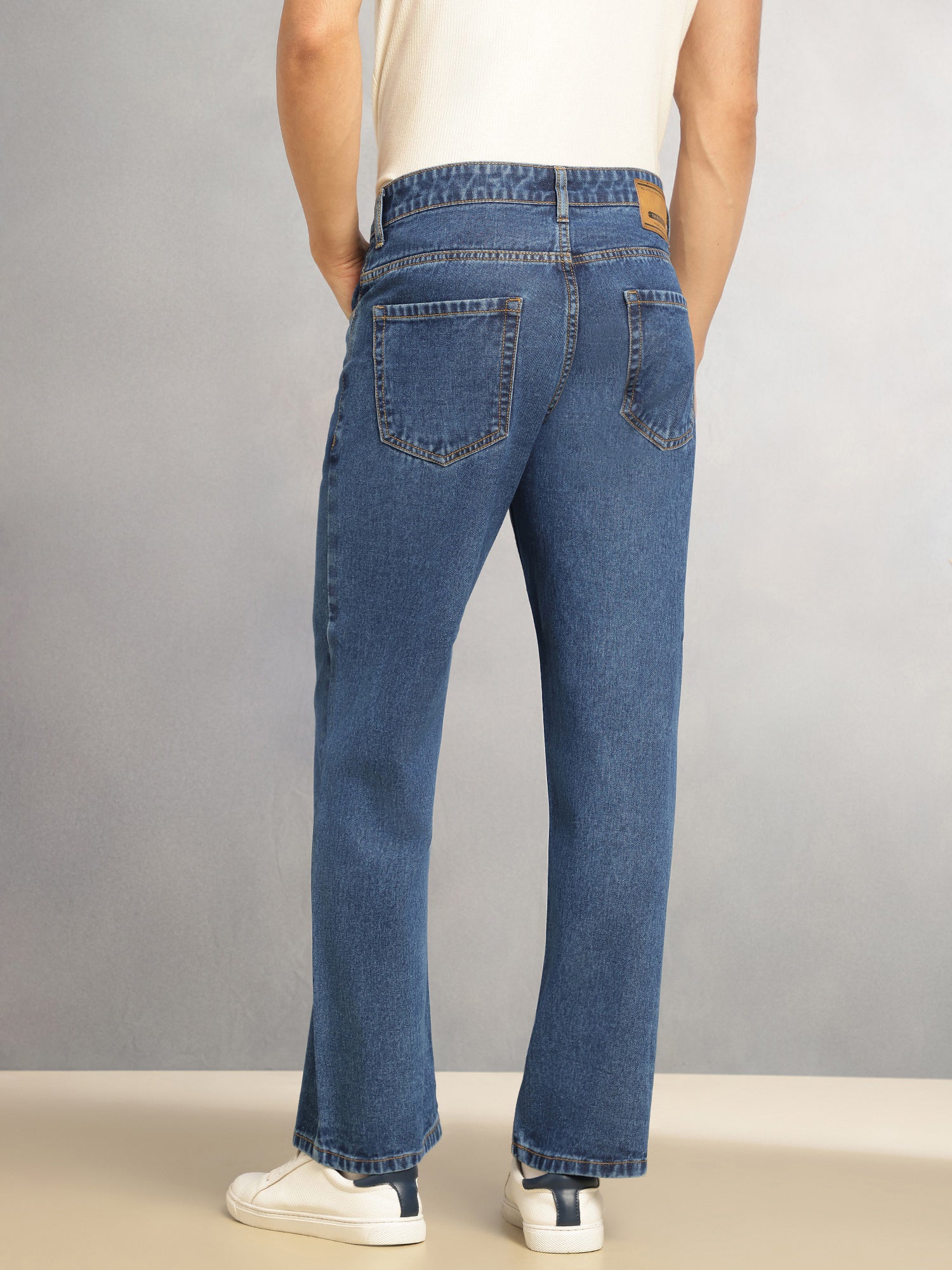 Thomas Scott Men Mid Blue Mid-Rise Baggy Fit No Fade Clean Look 100% Cotton Non Stretchable Jeans