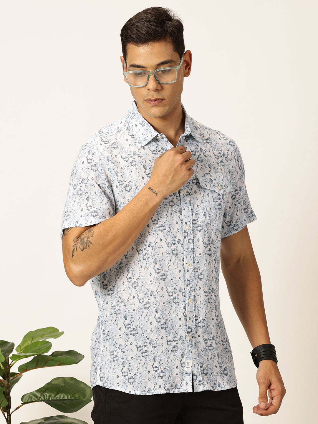 Thomas Scott Men Medium Blue Regular Fit Short Sleeves Spread Collar Ethnic Motifs Printed Casual Shirt