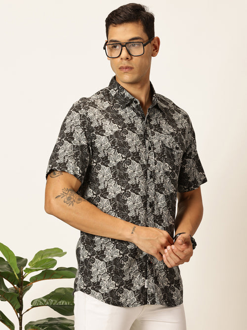 Thomas Scott Men Black Regular Fit Short Sleeves Spread Collar Floral Printed Casual Shirt
