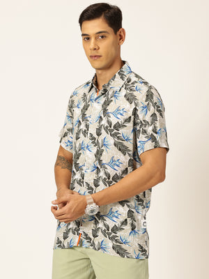 Grey Regular Fit Short Sleeves Spread Collar Tropical Printed Casual Shirt For Men