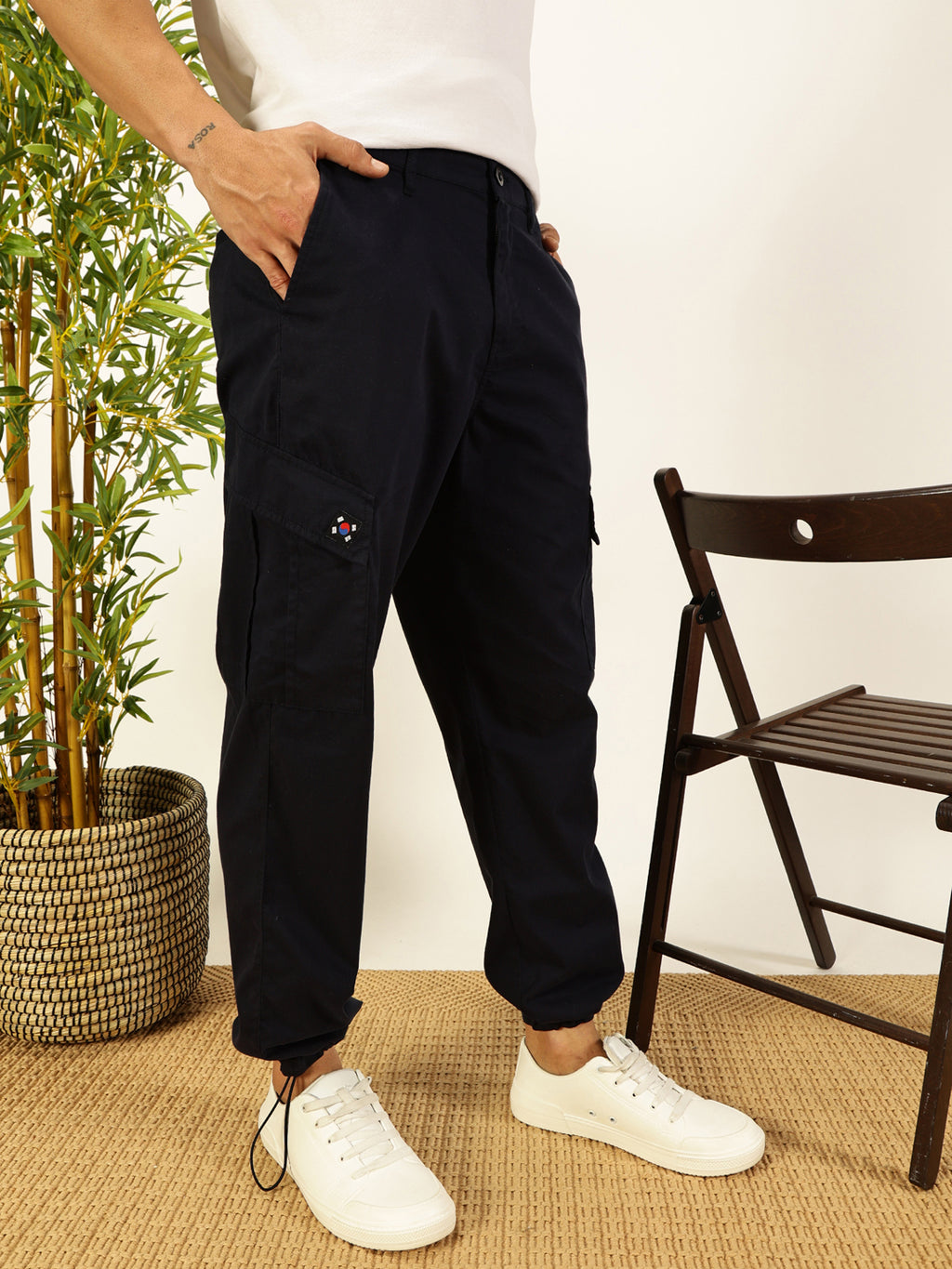 Thomas Scott Men Navy Regular Fit Mid-Rise Cotton Woven Parachute Cargo Trouser