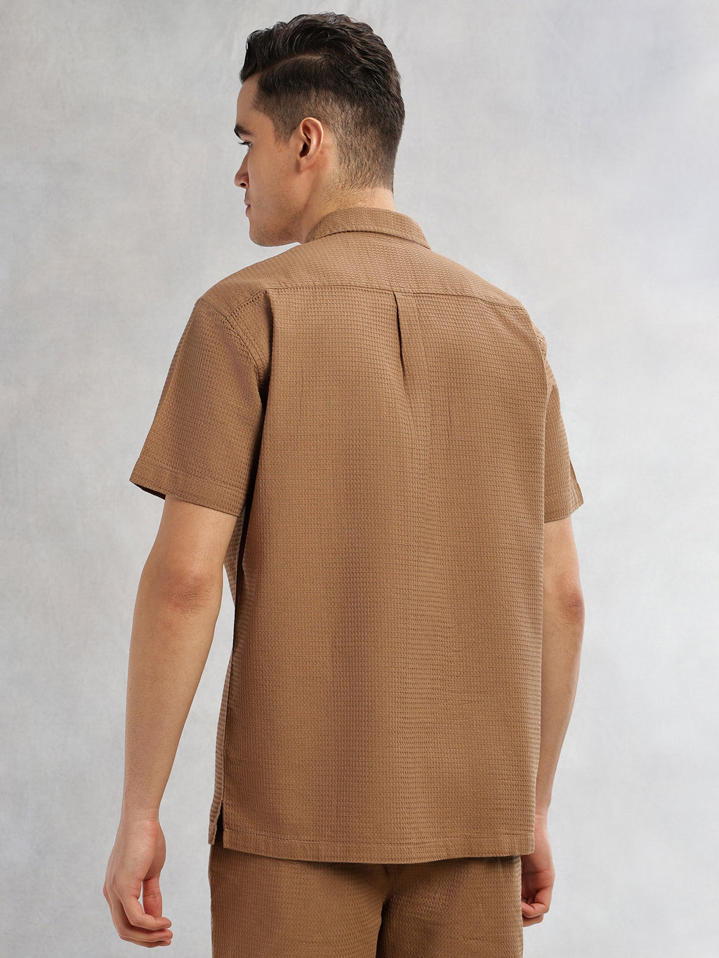 Thomas Scott Men Brown Cricket Club Collection Oversized Fit Short Sleeves Textured Cotton Casual Shirt