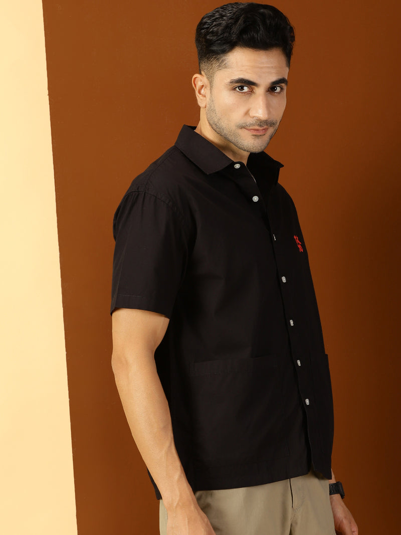 Thomas Scott Men Black Short Sleeves Boxy Fit Spread Collar Solid 100% Cotton Casual Shirt