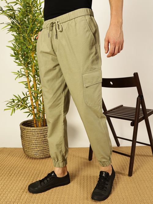 Thomas Scott Men Olive Slim Fit Mid-Rise Solid 6 Pockets Woven Cargo Joggers