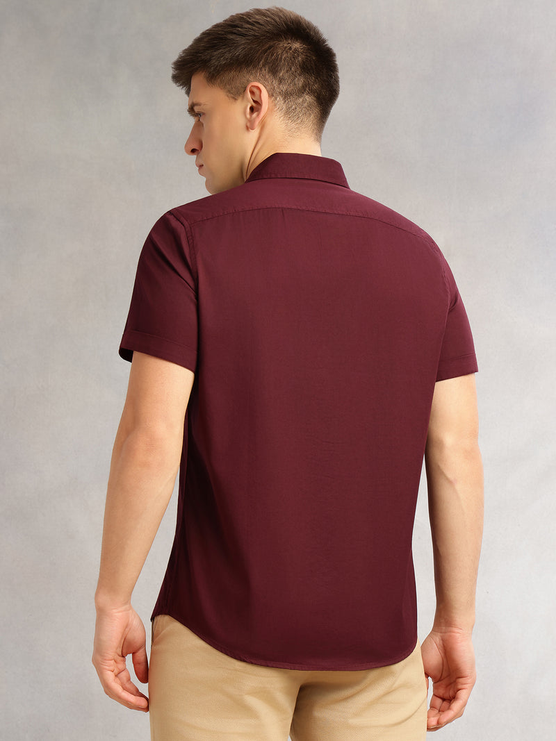 Thomas Scott Men Wine Slim Fit Short Sleeves Spread Collar Solid Casual Shirt