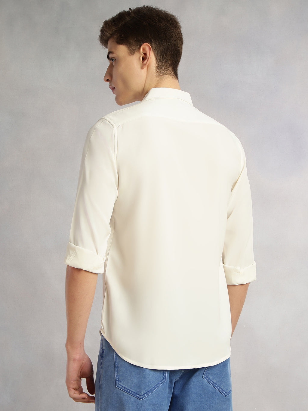 Thomas Scott Men White Regular Fit Full Sleeves Spread Collar Solid Polyester Casual Shirt