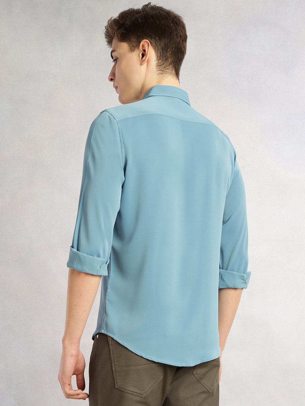 Thomas Scott Men Blue Regular Fit Full Sleeves Spread Collar Solid Polyester Casual Shirt