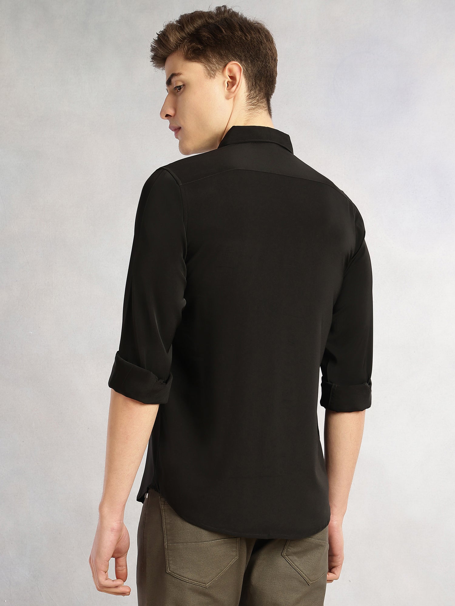 Thomas Scott Men Black Regular Fit Full Sleeves Spread Collar Solid Polyester Casual Shirt
