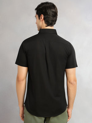 Thomas Scott Men Black Cricket Club Collection Slim Fit Short Sleeve Spread Collar 2 Flap Pockets Solid Design Cotton Twill Casual Shirt