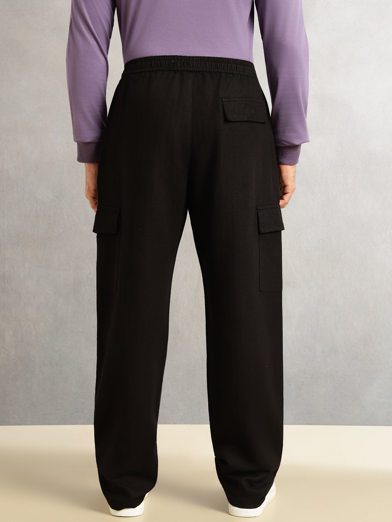 Thomas Scott Men Black Regular Fit Mid-Rise Linen Cargo Trouser with Drawstring Closure , 5 Pocket Design