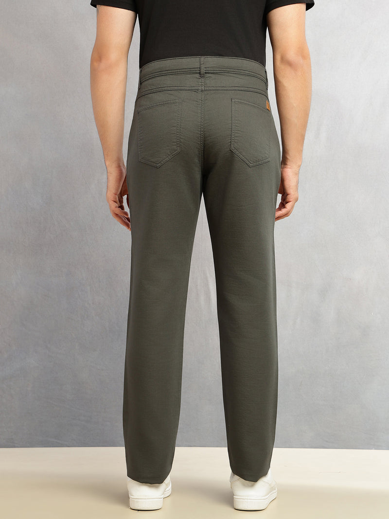 Thomas Scott Men Grey Smart Straight Fit Mid-Rise Solid 5-Pocket Design Woven Chinos Trouser