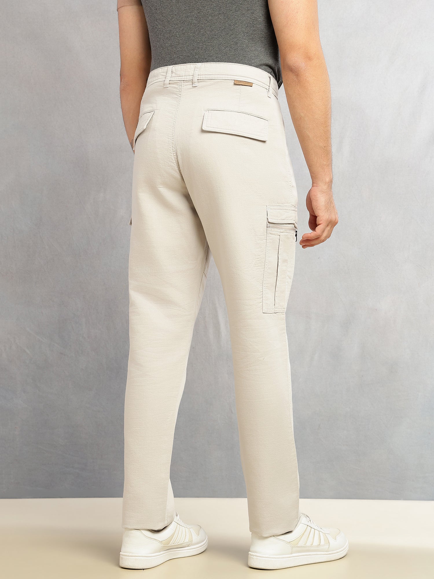 Thomas Scott Men Grey Regular Fit Mid-Rise Solid Woven Utility Cargo Trouser