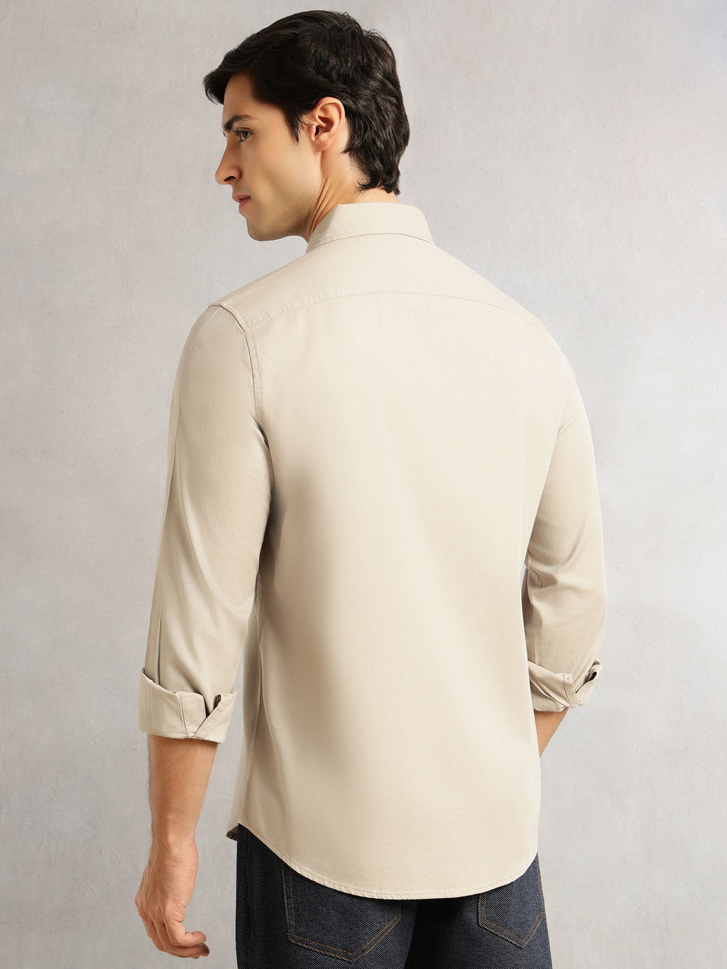 Thomas Scott Men Grey Slim Fit Long Sleeves Solid Spread Collar 100% Cotton Twill Casual Shirt