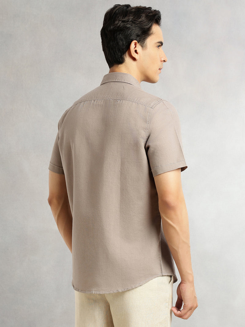 Thomas Scott Men Grey Premium Short Sleeves Slim Fit Spread Collar 2 Flap Pockets Solid Cotton Linen Casual Shirt