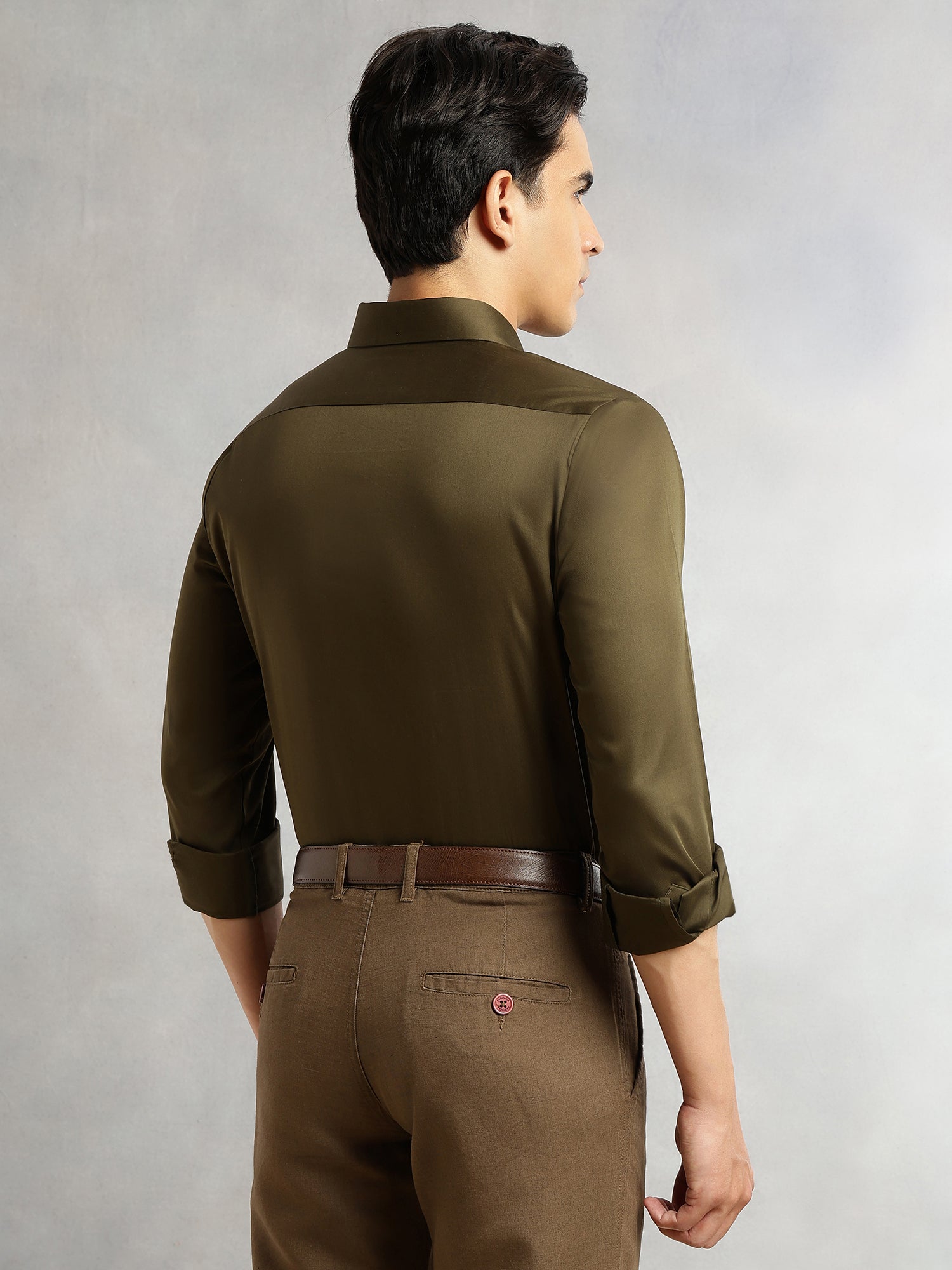 Thomas Scott Men Olive Premium Long Sleeves Regular Fit Spread Collar Solid 100% Cotton Formal Shirt