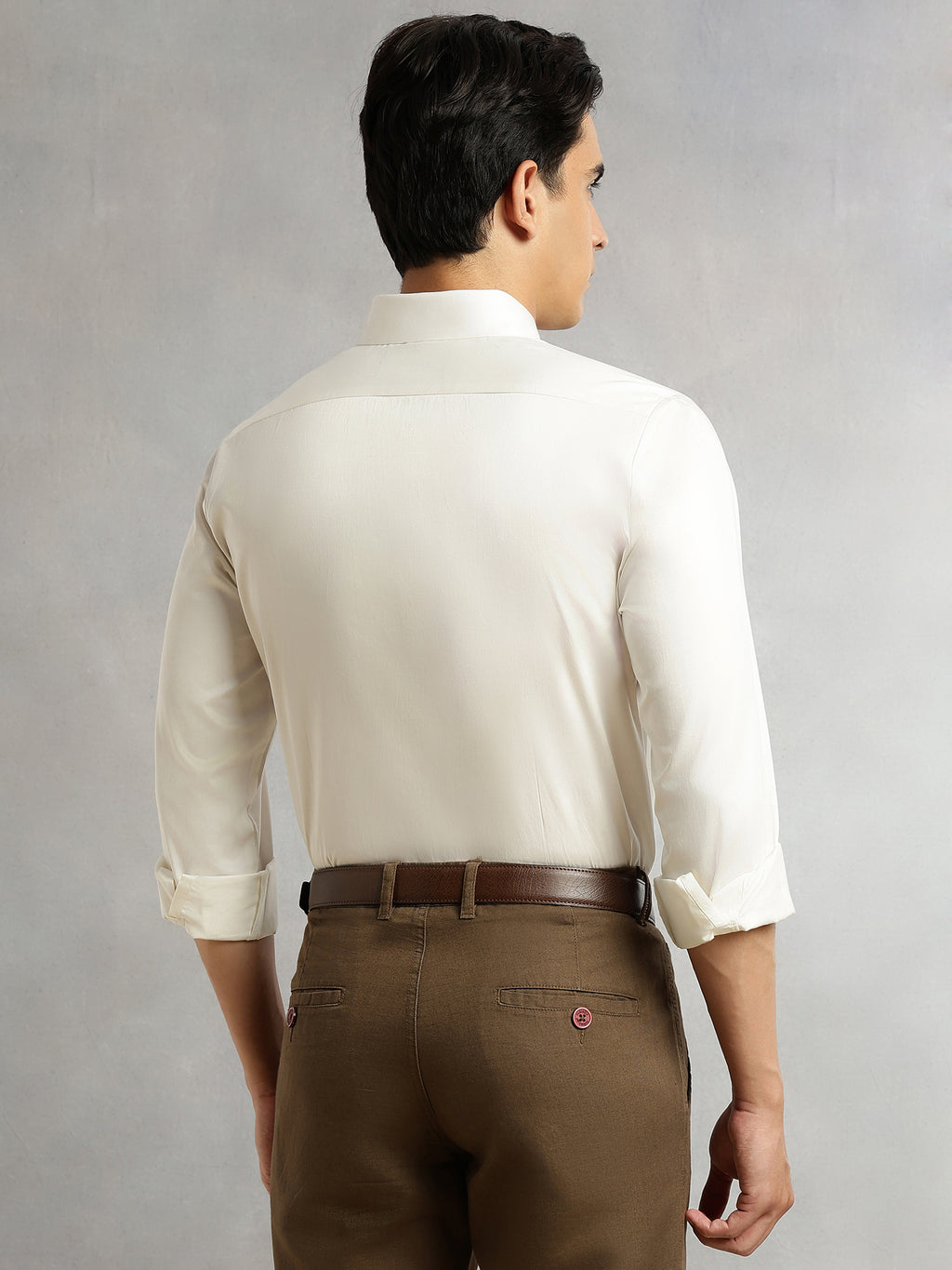 Thomas Scott Men White Premium Long Sleeves Regular Fit Spread Collar Solid 100% Cotton Formal Shirt