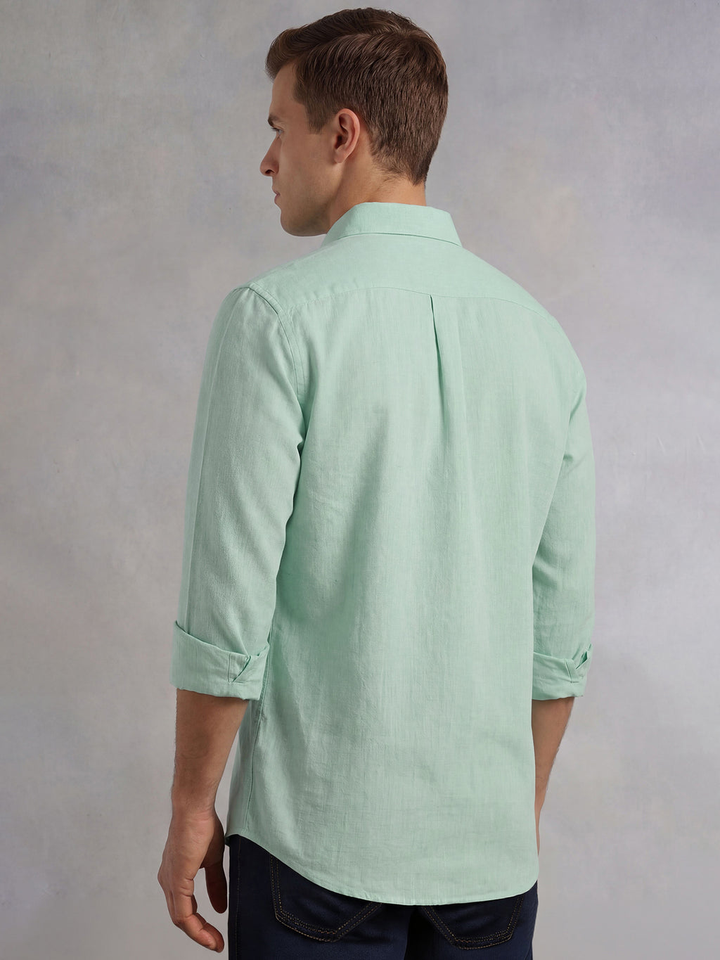 Thomas Scott Men Green Cricket Club Collection Slim Fit Long Sleeves Spread Collar Solid Cotton Linen Shirt
