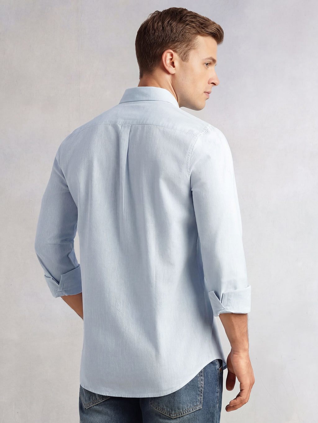 Thomas Scott Men Sky Blue Cricket Club Collection Slim Fit Long Sleeves Spread Collar Solid Cotton Linen Shirt
