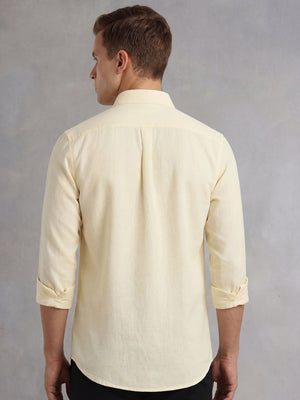 Yellow Cricket Club Collection Slim Fit Long Sleeves Spread Collar Solid Cotton Linen Shirt For Men