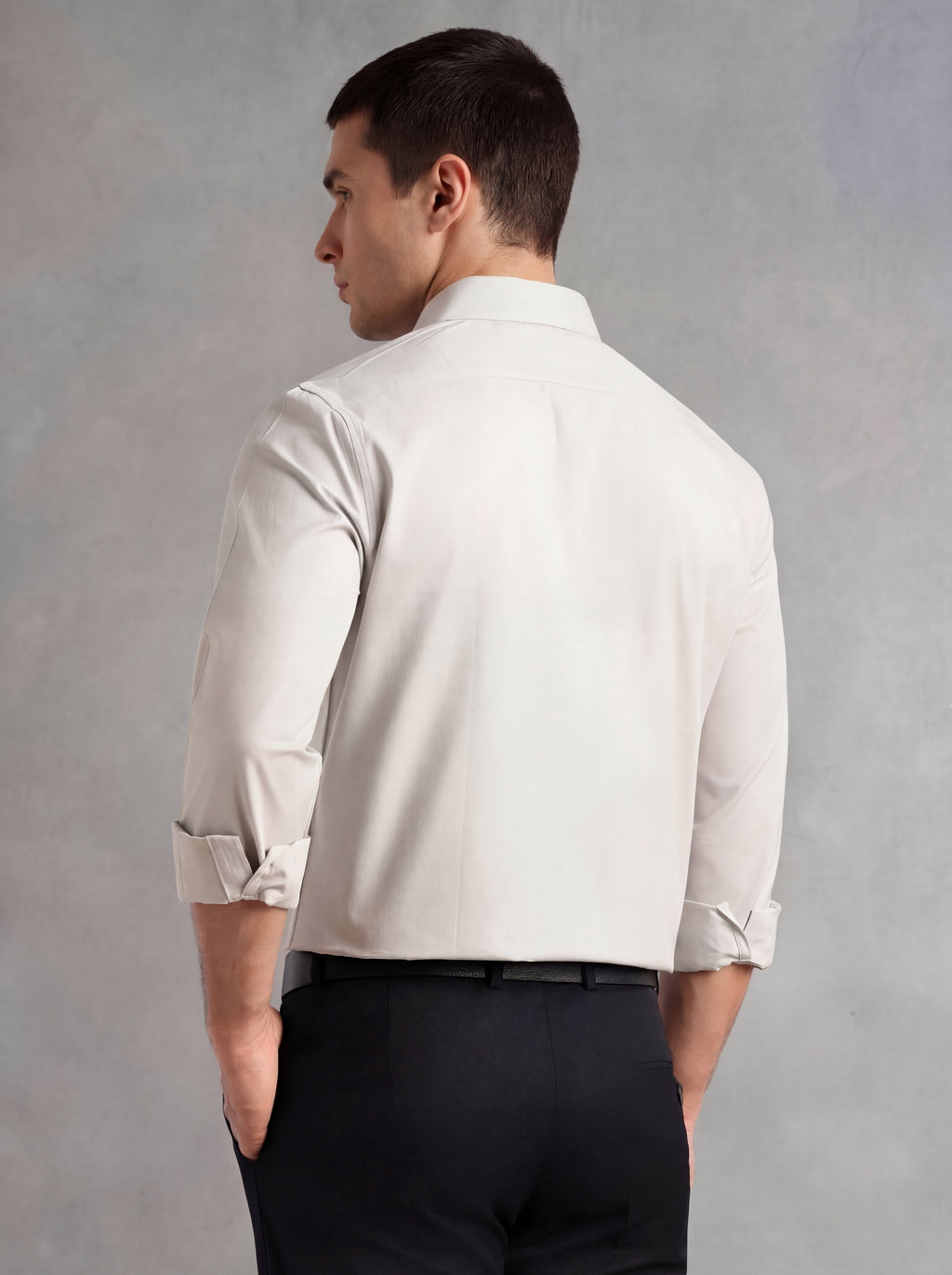 Thomas Scott Men Grey Regular Fit Long Sleeves Spread Collar with Contrast Fabric Solid 100% Cotton Formal Shirt