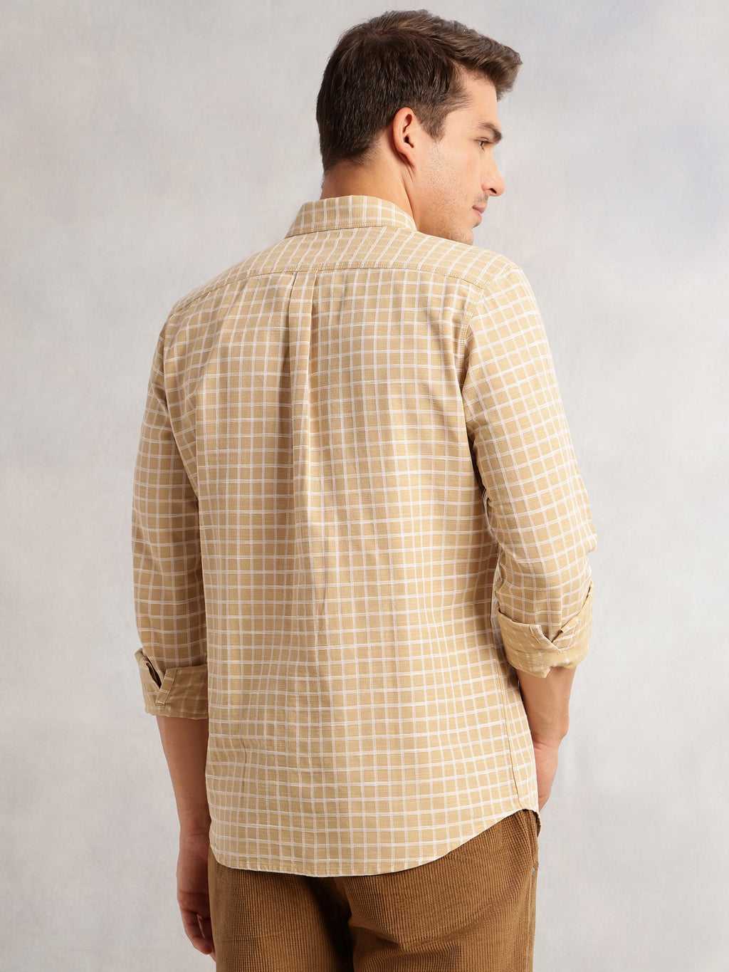 Thomas Scott Men Beige Regular Fit Long Sleeves Spread Collar Windowpane Check 100% Cotton Casual Shirt