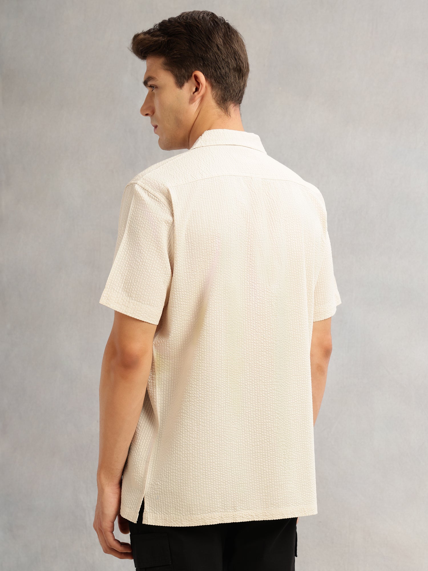 Thomas Scott Men Beige Premium Oversized Fit Short Sleeves Cuban Collar 100% Cotton Seersucker Shirt