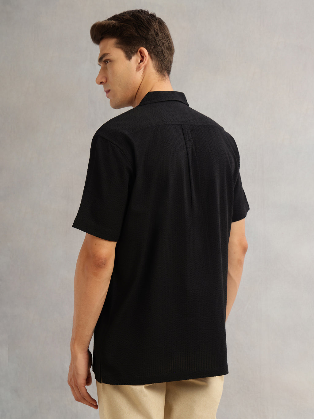 Thomas Scott Men Black Premium Oversized Fit Short Sleeves Cuban Collar 100% Cotton Seersucker Shirt