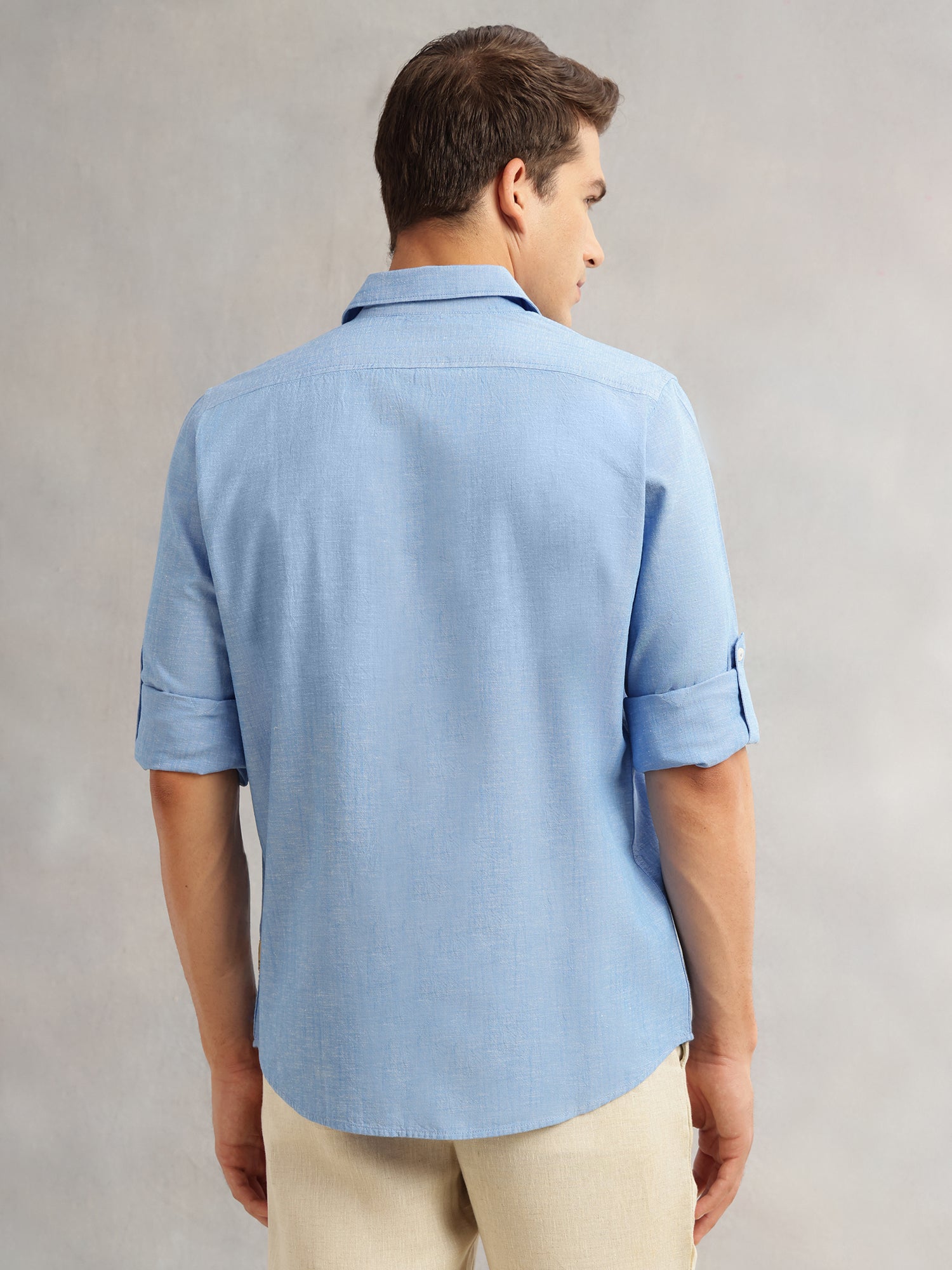 Thomas Scott Men Royal Blue Premium Slim Fit Long Roll-Up Sleeves Spread Collar Solid Linen Casual Shirt